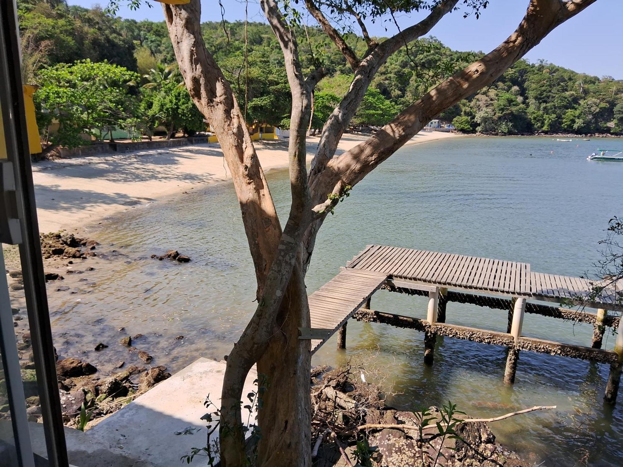 ホテル Quarto Ilha Do Martins Praia Do Sul Itaguaí エクステリア 写真